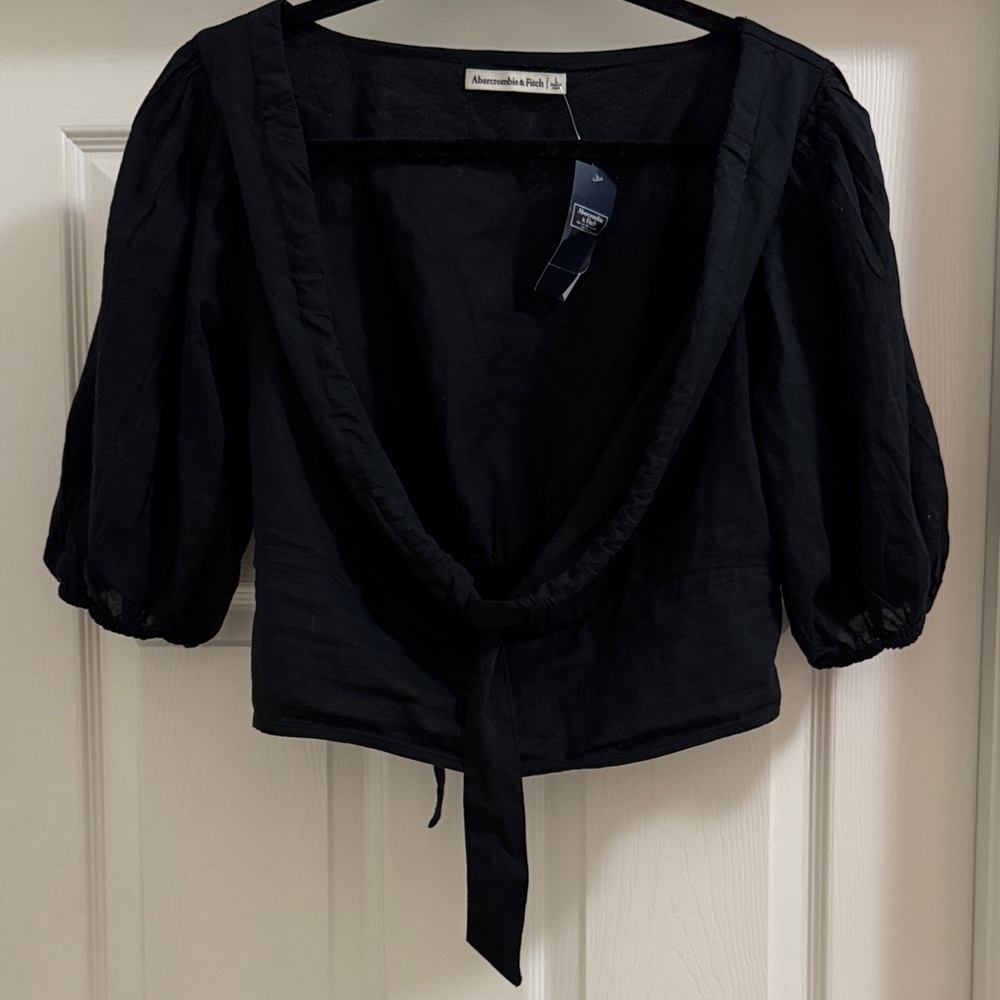 Abercrombie & Fitch Black Tie-Front Blouse